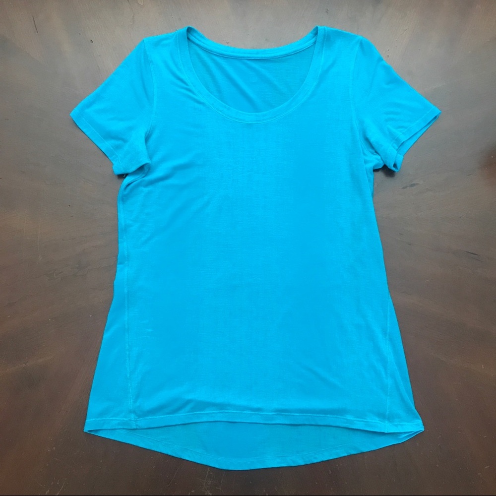 Lululemon Tee